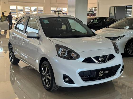 NISSAN MARCH 1.6 SL 16V FLEXSTART 4P XTRONIC NISSAN MARCH 1.6 SL 16V FLEXSTART 4P XTRONIC
